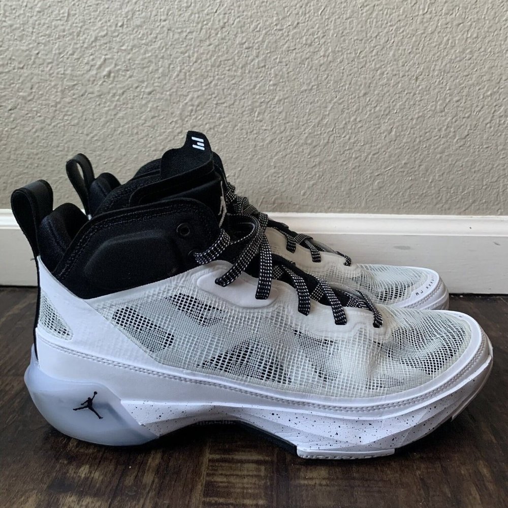 Jordan 37 Oreo Men Shoes - Size 9.5